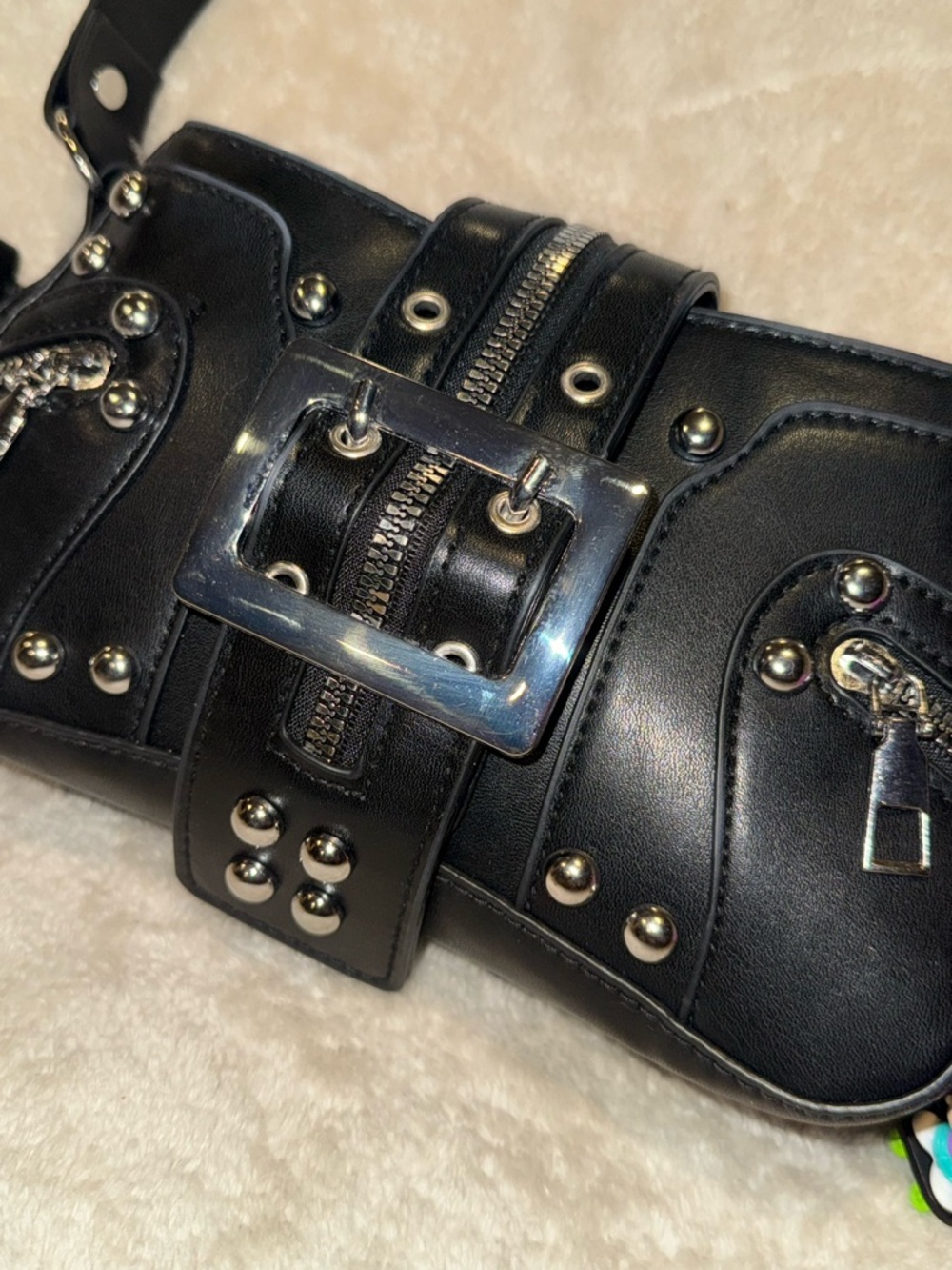NWOT Black Silver Studded Buckle Zipper Accents Shoulder Bag Y2K Punk Whimsigoth - Picture 4 of 15